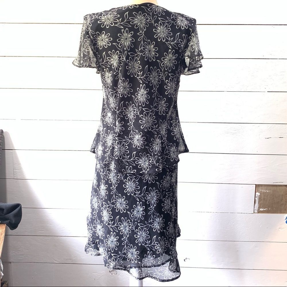 Karin Stevens 2 Piece Black Floral Chiffon Skirt Set Size 8 Sheer Overlay Midi - Picture 4 of 7